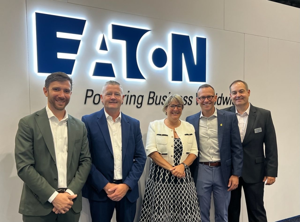 Sabine Tertre and the Air Support team pose with Eaton representatives to formalize the expansion of their aeronautical MRO partnership